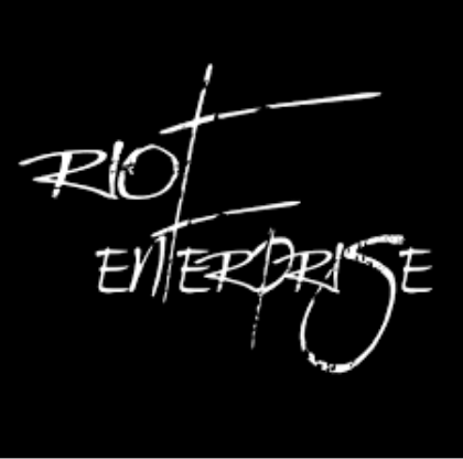 Riot Enterprise - Billys Tip n Inn - image-content-riot-enterprize-band